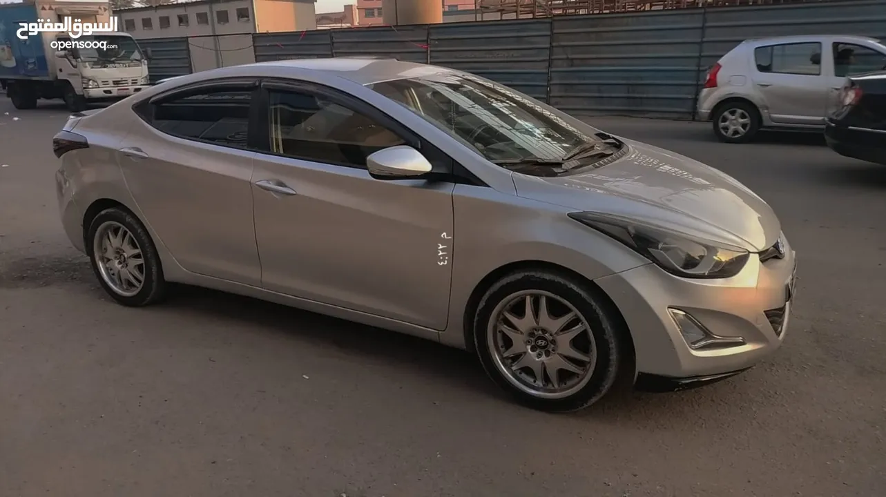 Elantra MD 2016 very good condition