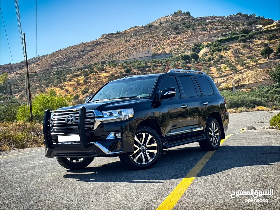 Toyota Land Cruiser GX-R 2016