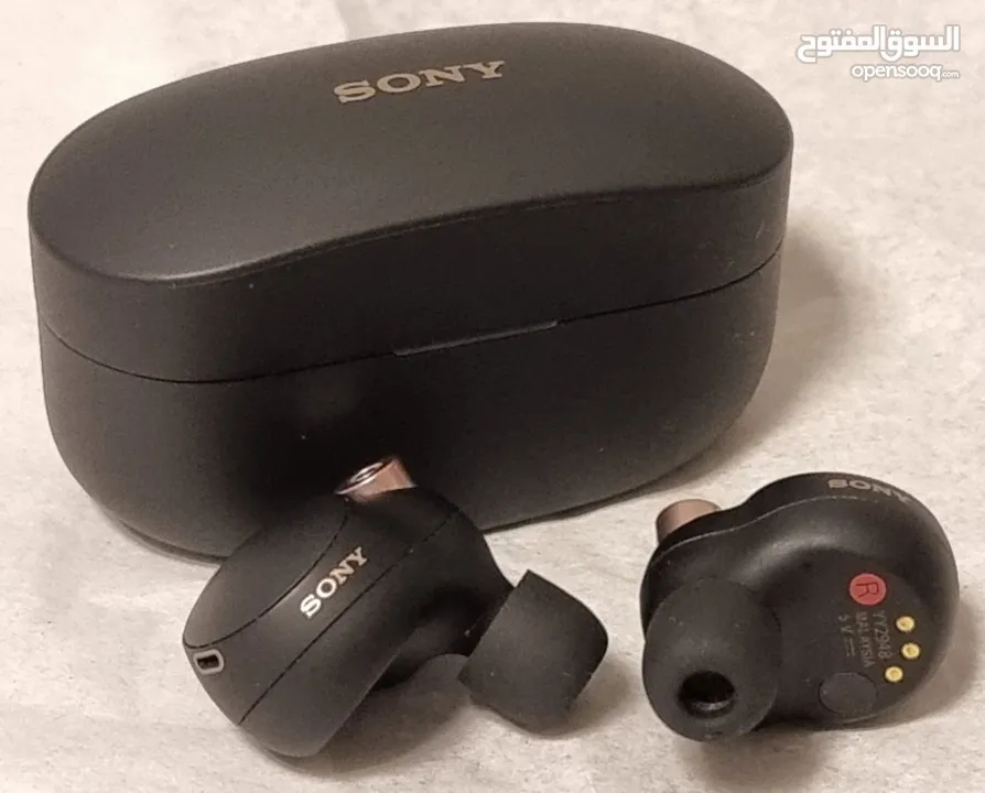 Sony's WF-1000XM4 earbuds for sale, New condition.