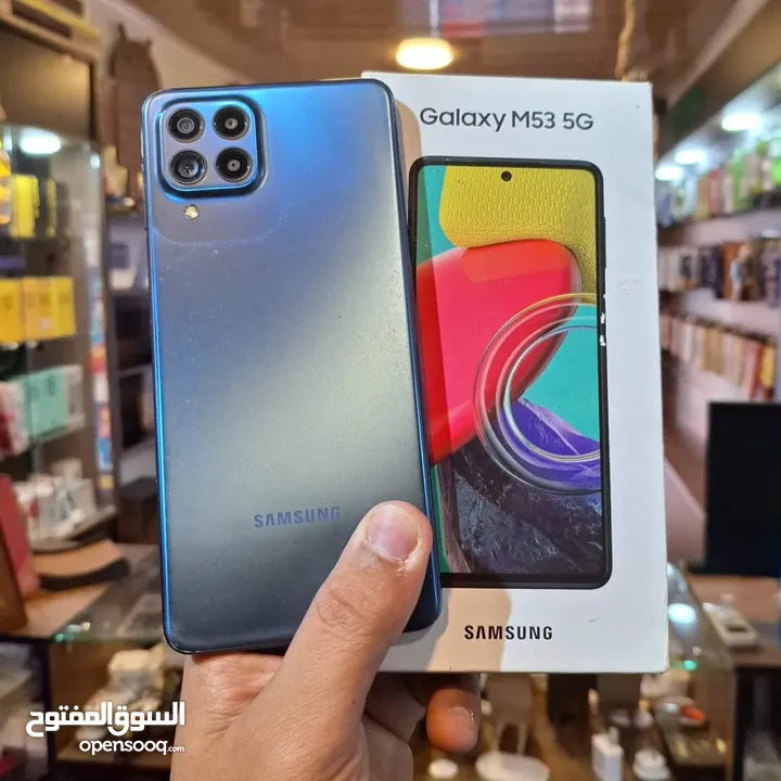 مستعمل اخو الجديد Samsung M53 5G رام 16جيجا 256 أغراضة والكرتونه الأصلية متوفر توصيل