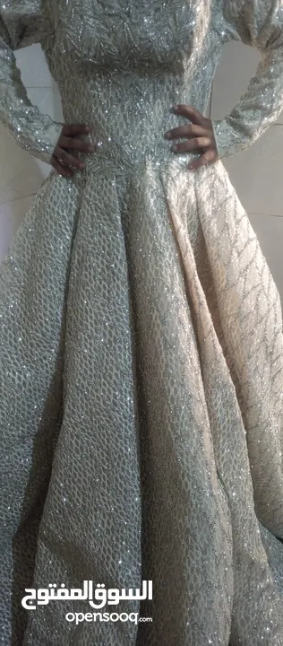 فستان لون لؤلؤي شرعي