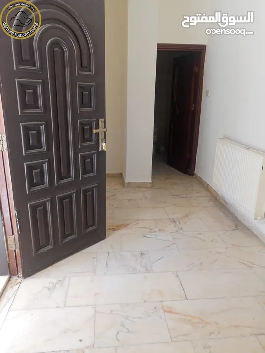 شقة مميزة للبيع في عبدون الشمالي  - خلف المركز العربي 225م مع حديقة وترسات 210م بسعر مغري