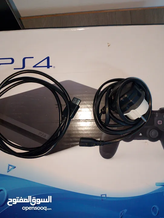 بليستيشن 4 /ps4  بحالة ممتازة وبسعر ممتاز