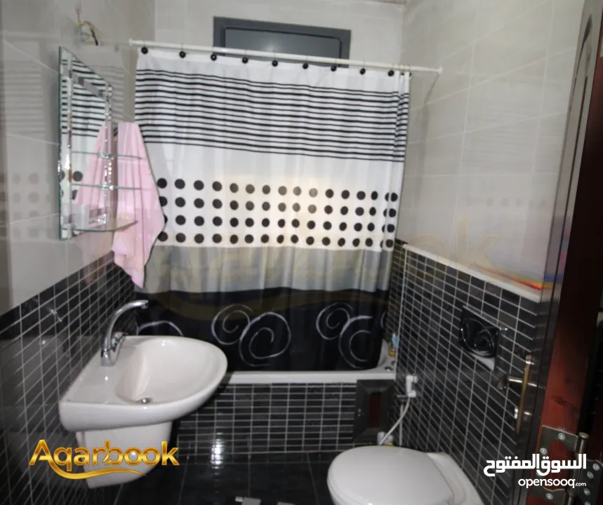 شقة للبيع بموقع حيوي ومميز جداً!  المصايف – بالقرب من مدرسة الأوائل