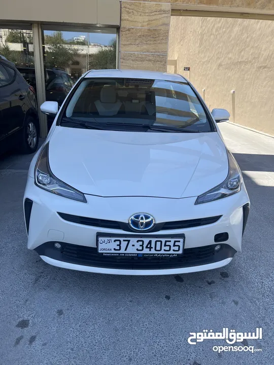Toyota prius 2019