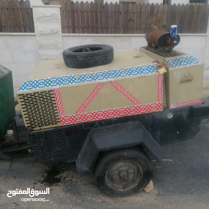 معدات انشائية ماتور كهرباء مقص كمبريسة  ومعدات أخرى