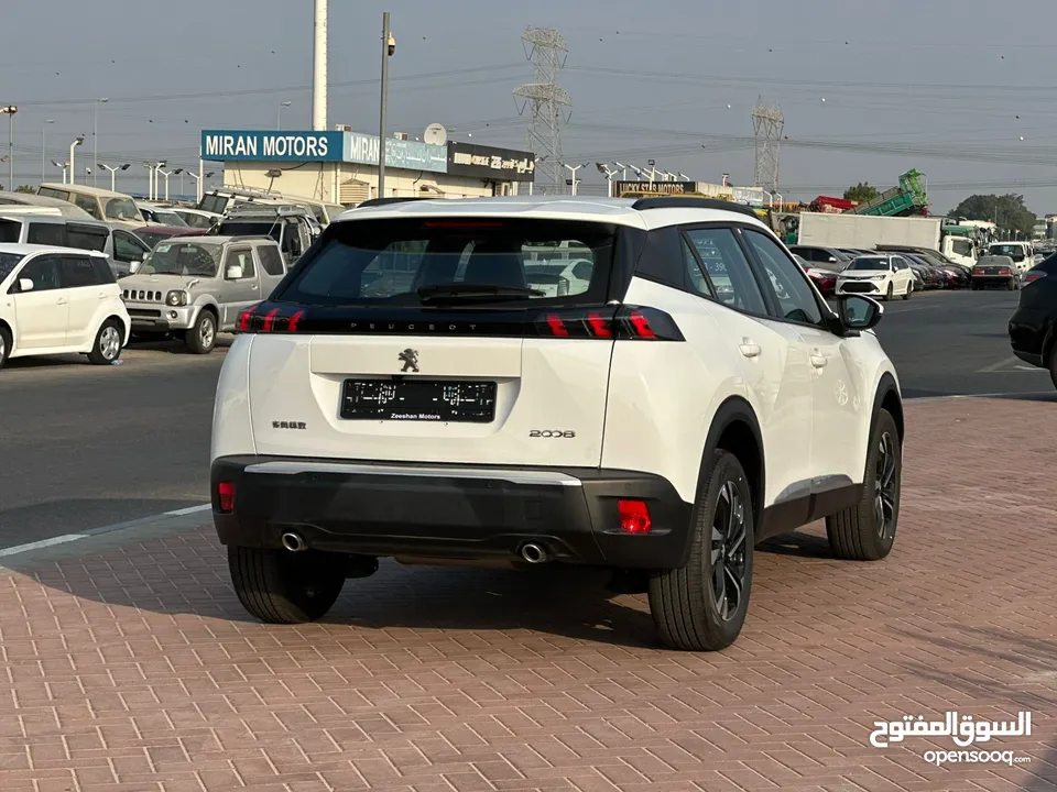 PEUGEOT 2008 1.2L TURBO 2023