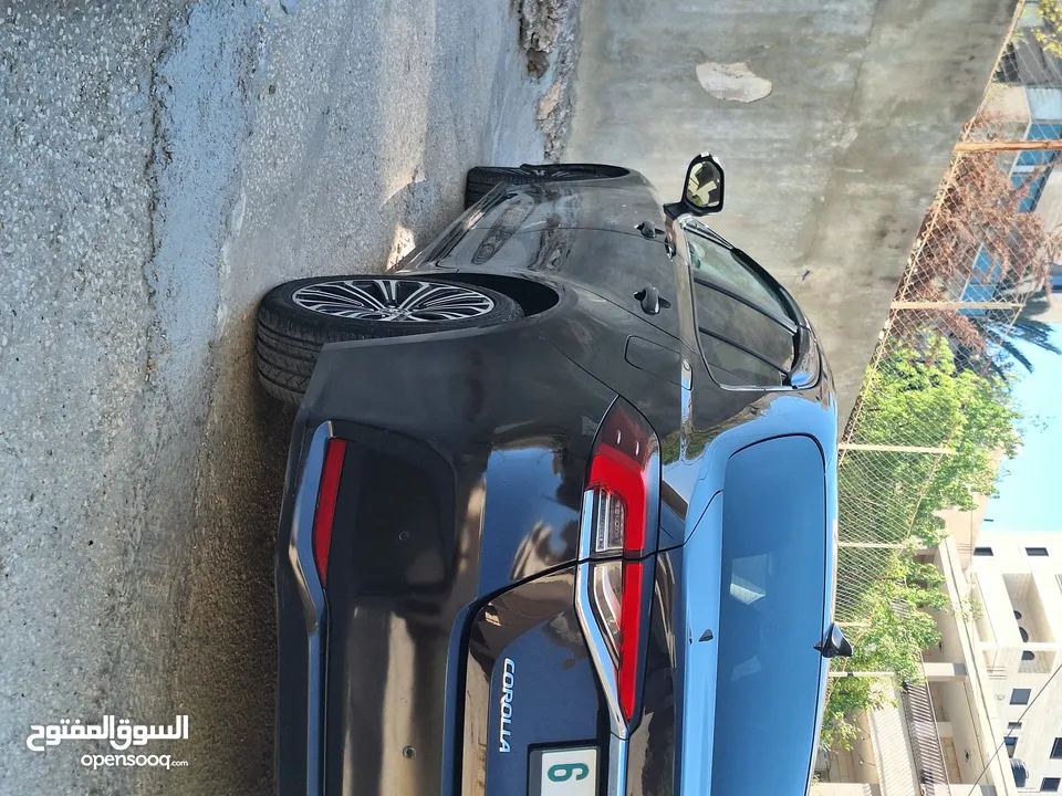 تويوتا كورولا تسير 2021