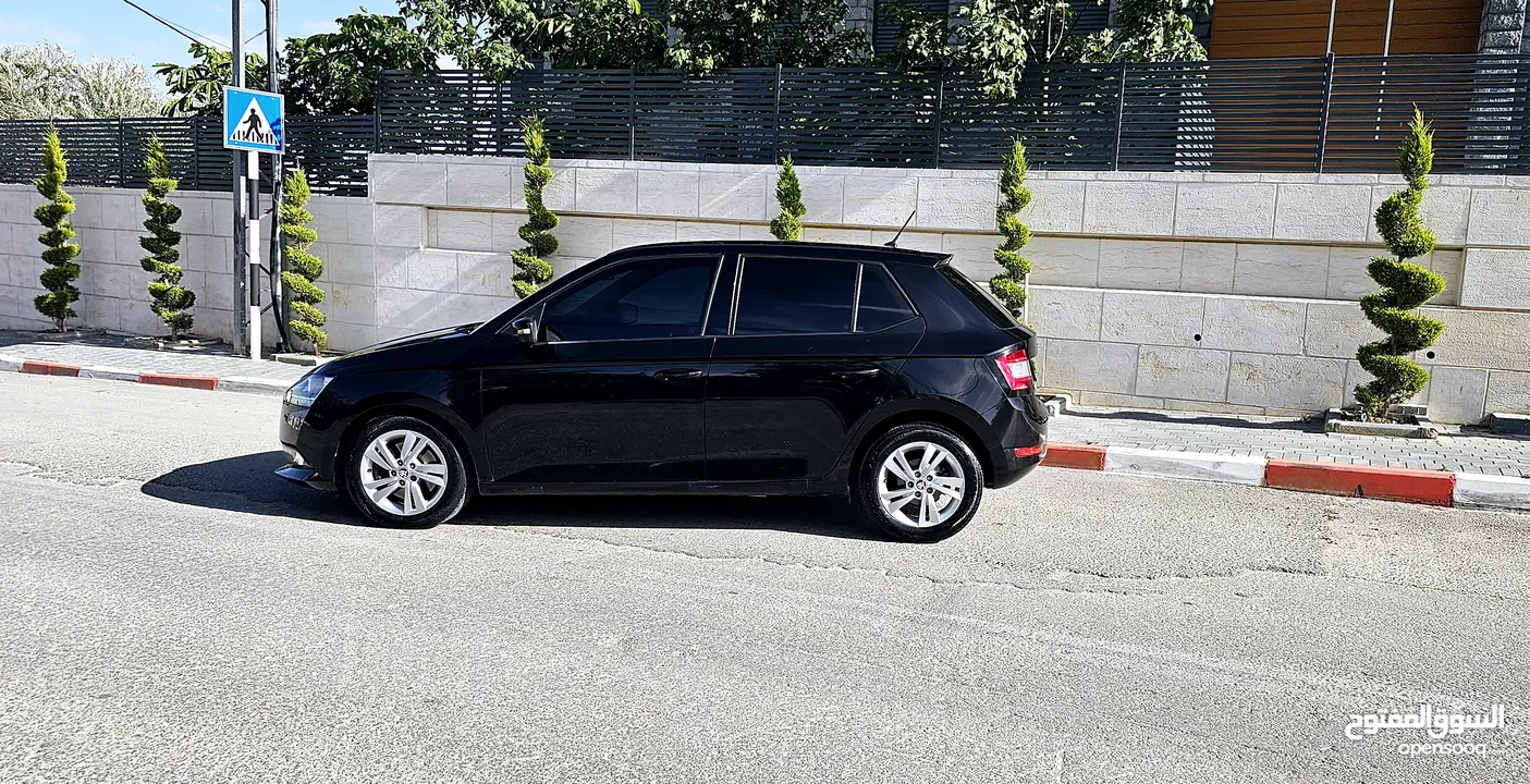 سكودا فابيا 2022 اوتماتيك بنزين سحب شركة فحص نخب