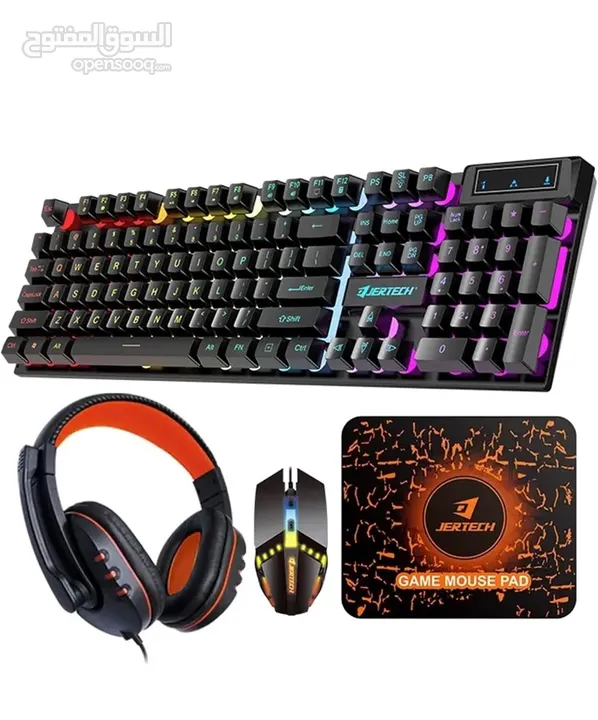 4 by 1 keyboard mouse and mouse pad with headphone