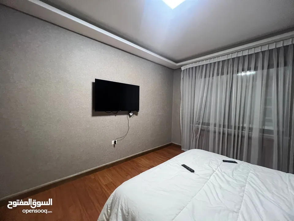 شقة مميزة مفروشة فخمة ثلاث نوم للإيجار الشهري في عبدون