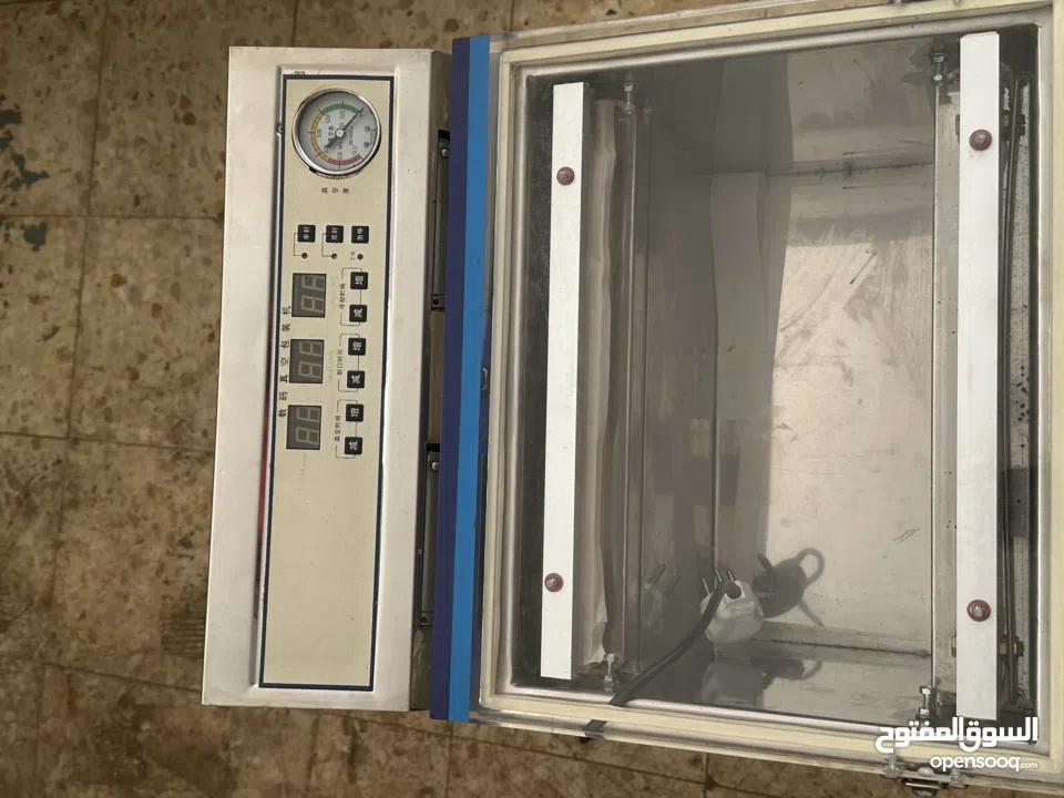 ماكينة تفريغ هواء وتغليف (Vacuum Packaging Machine) – نوع غرفة/تشامبر