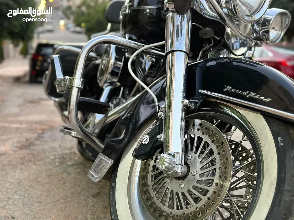 Harley Davidson road king classic