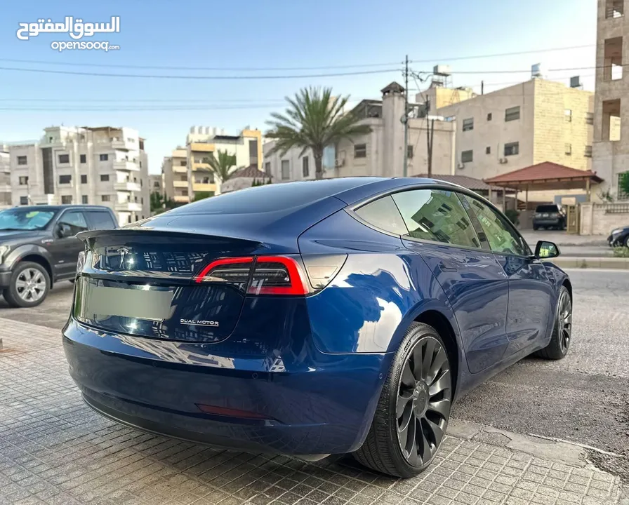 Tesla Model 3 Performance 2022  جمرك اليوم ترخيص وتأمين سنه كامله