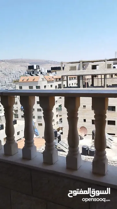 شقة مشطبة في أجمل مواقع رفيديا بسعر مغري قرب الاكاديمية