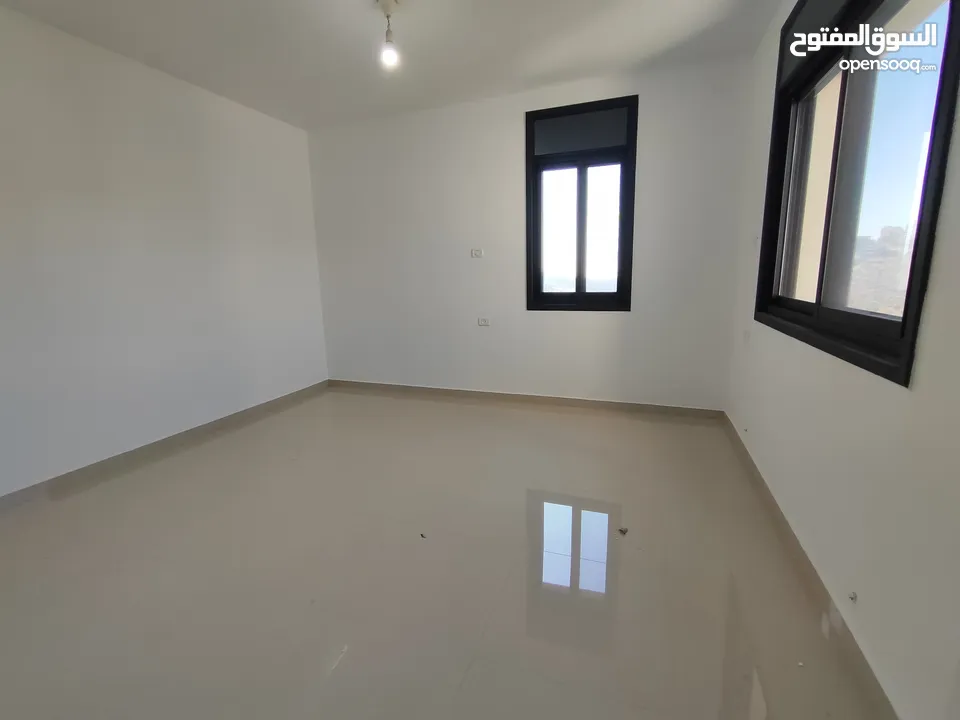 دوبلكس جديد غير مفروش للايجار في رام الله بطن الهوى