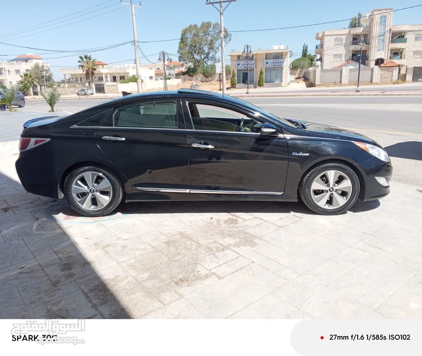 Hyundai sonata hybrid 2012 سعر مغري