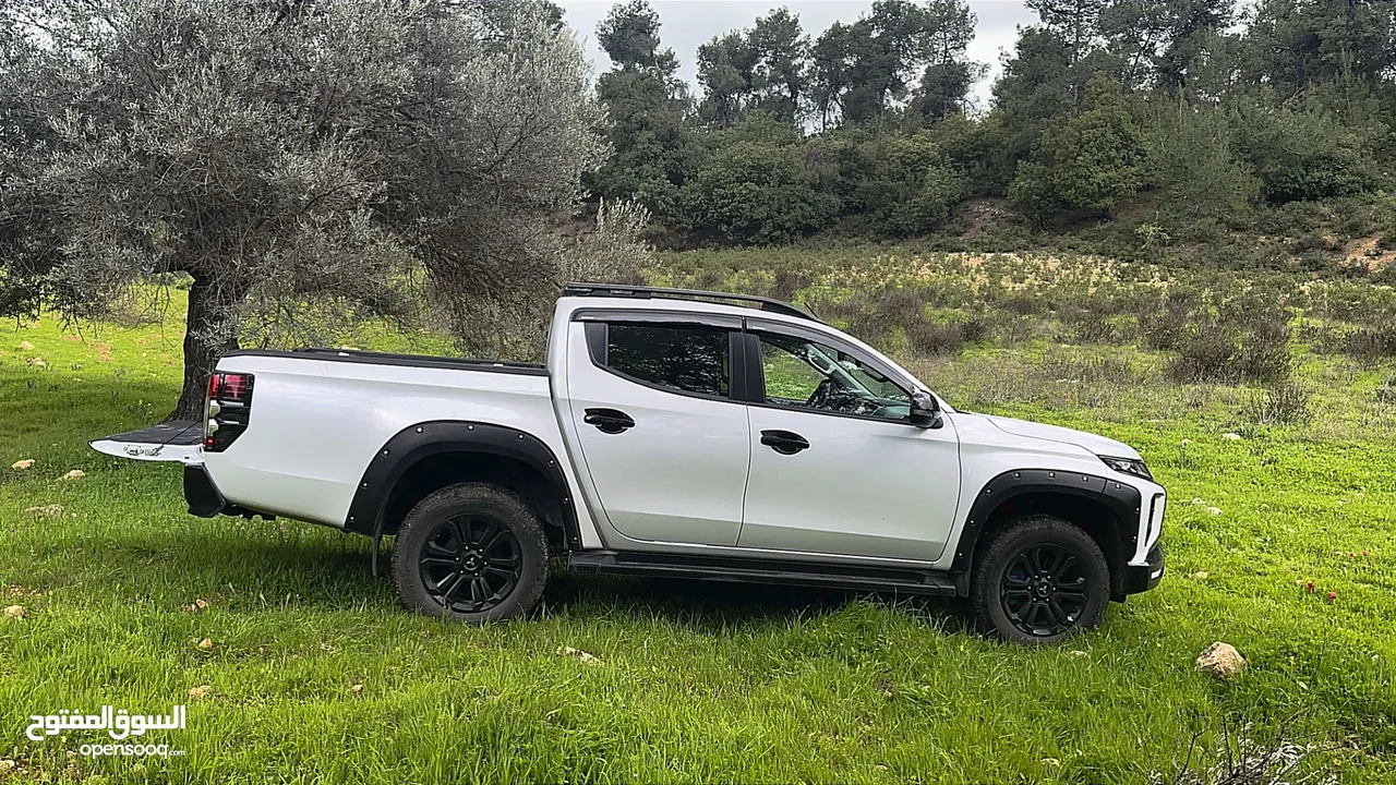 Mark 1 كفالة الشركة  بلاك اديشن MITSUBISHI_SPORTERO_2023