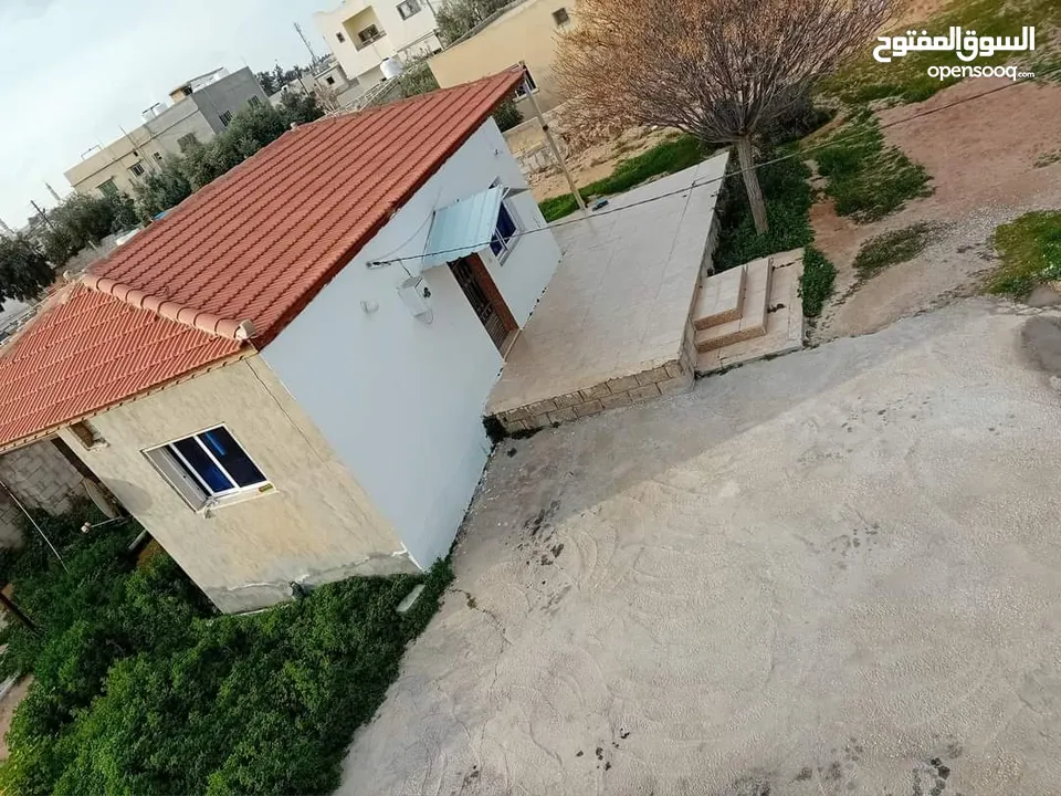 منزلين للبيع بلدة الزعتري