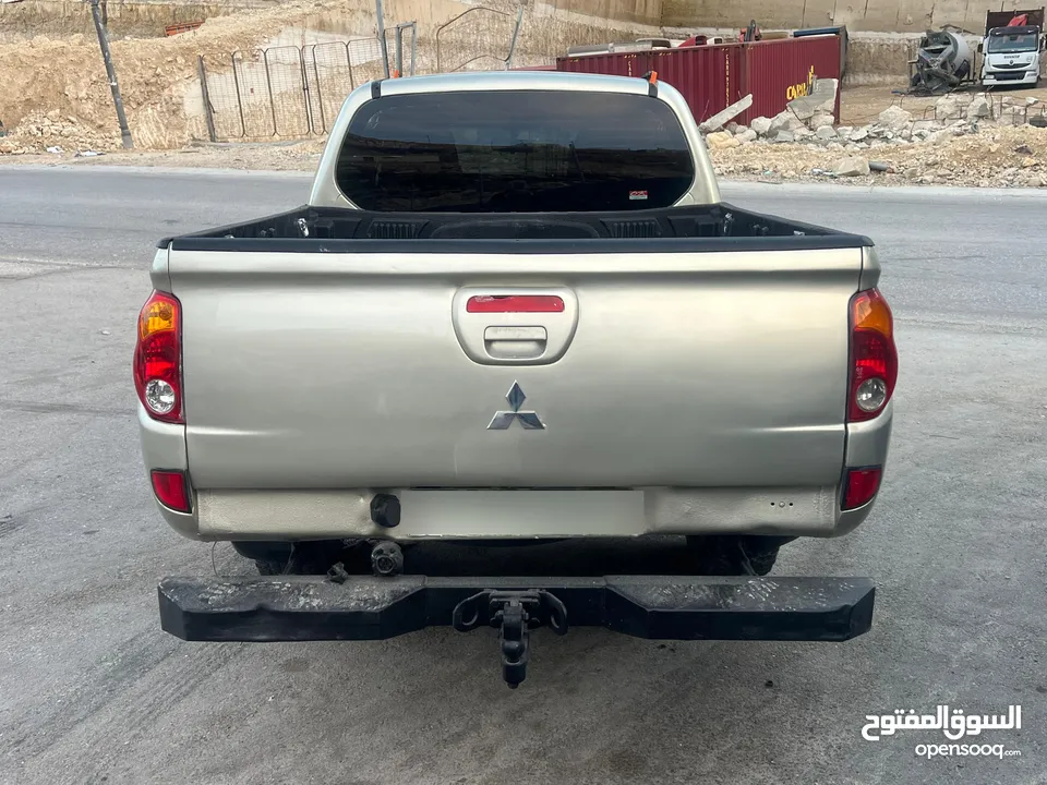 ميتسوبيشي هنتر نخب