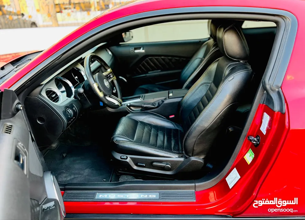 FORD MUSTANG GT 2010 RED GCC WELL MAINTAINED