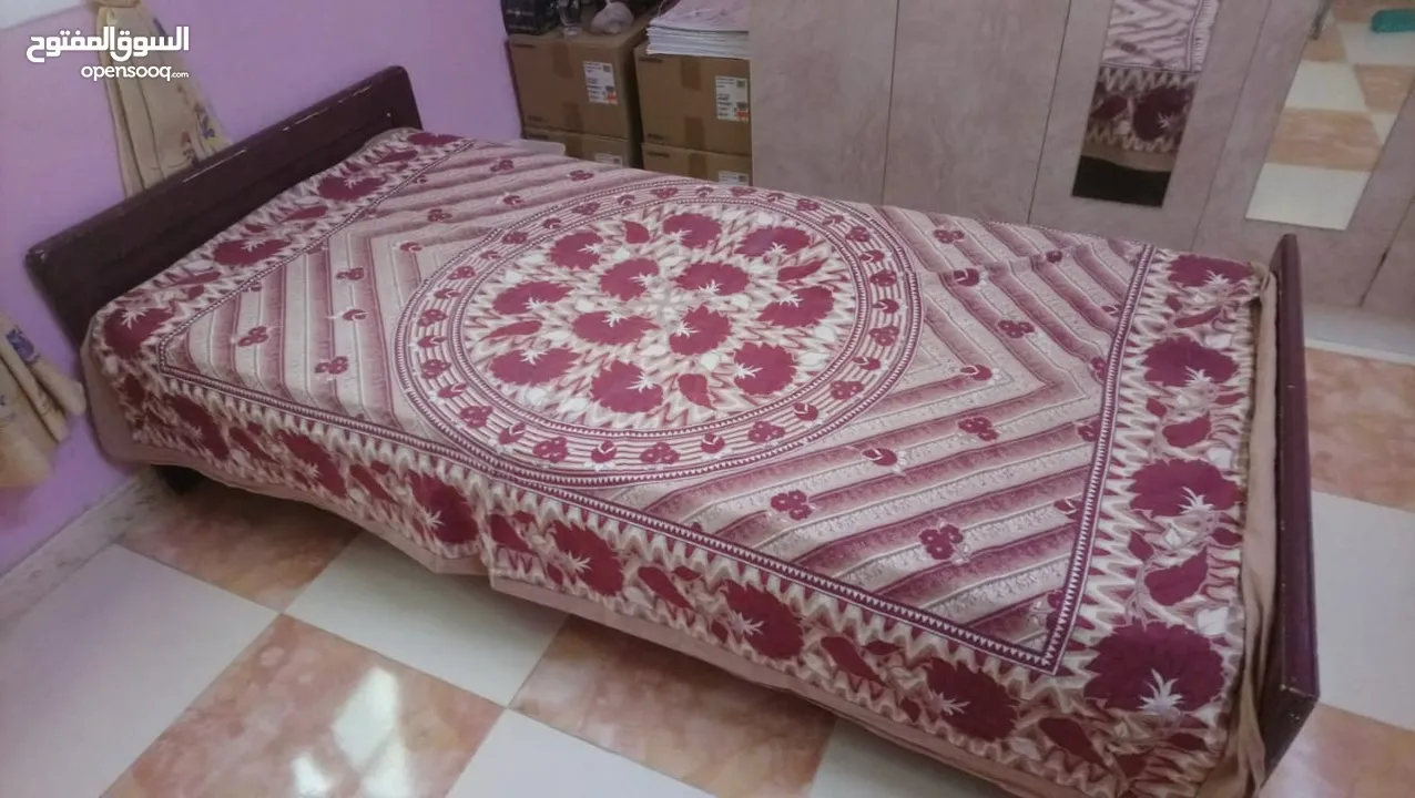 SINGLE WOODEN BED WITH MATRESS