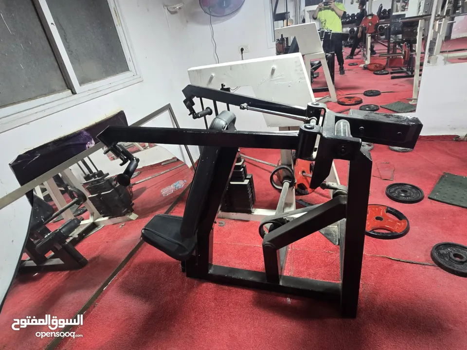 نادي جيم كامل