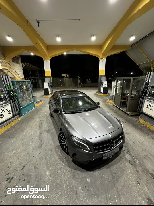 مارسيدس بنز gla 200