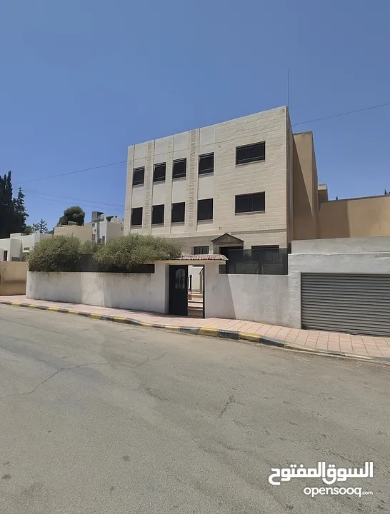 عمارة للبيع من المالك مباشرة – عمان / إسكان الداخلية مقابل محكمة جنوب عمان