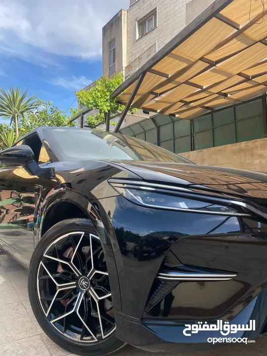 byd song l excellence AWD 2023 مميزه جدا دفع رباعي دبل موتور جنط مميز هديه عزل جرافين من مركز كوبرا
