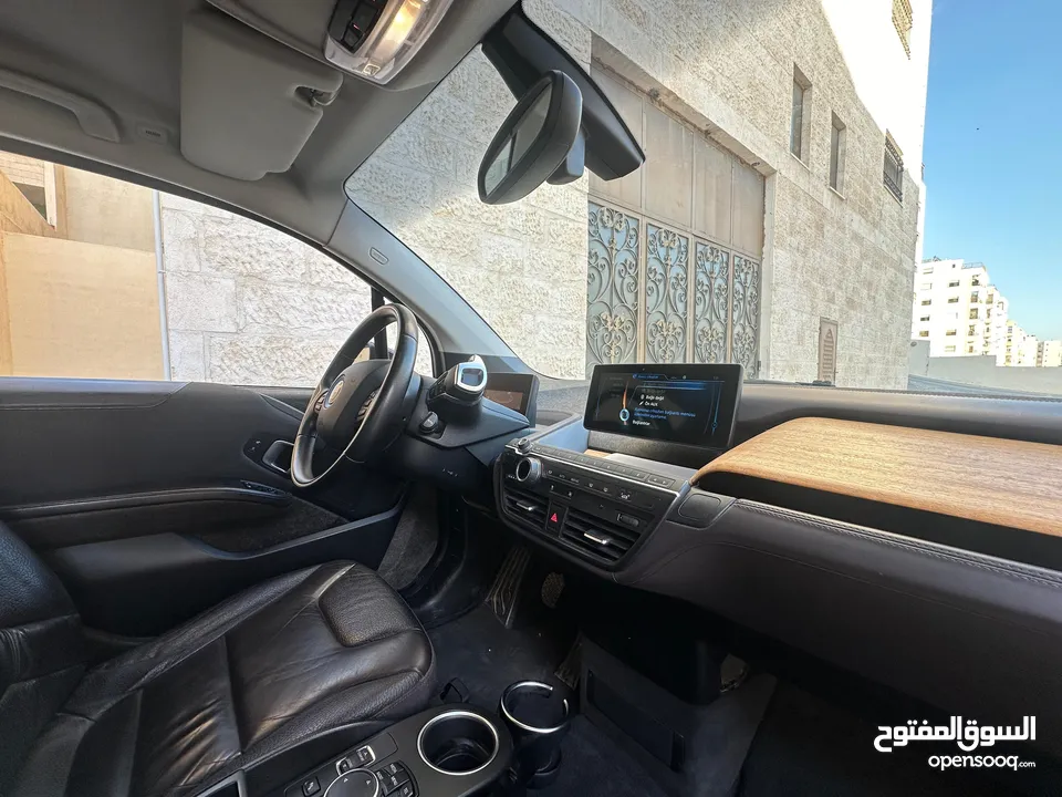 50 كم ماشيه دفعه 6500  قسط 200 بدون بنك BMW i3  شحن منزلي و كازيه نظام بنزين ريكس تيرا