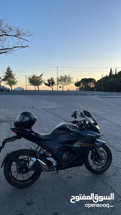 Suzuki gixxer 250 sf بحالة الوكالة