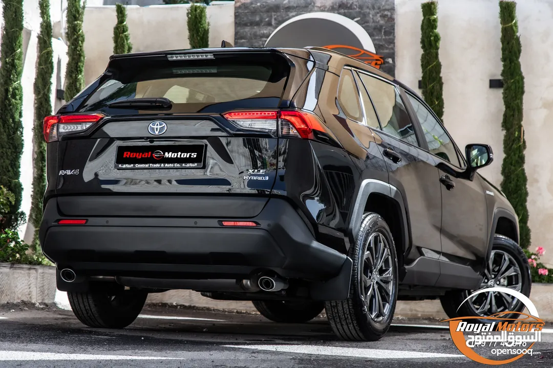 Toyota Rav4 2024 Xle   يمكن التمويل بالتعاون مع المؤسسات المعتمدة لدى المعرض