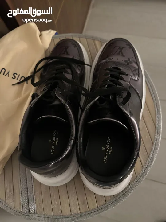Louis Vuitton Rivoli Sneakers
