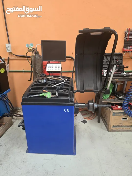 Full rim repair workshop for sale in Dubai للبيع ورشة كاملة مختصة بتصليح وتجديد وصبغ رنجات السيارات