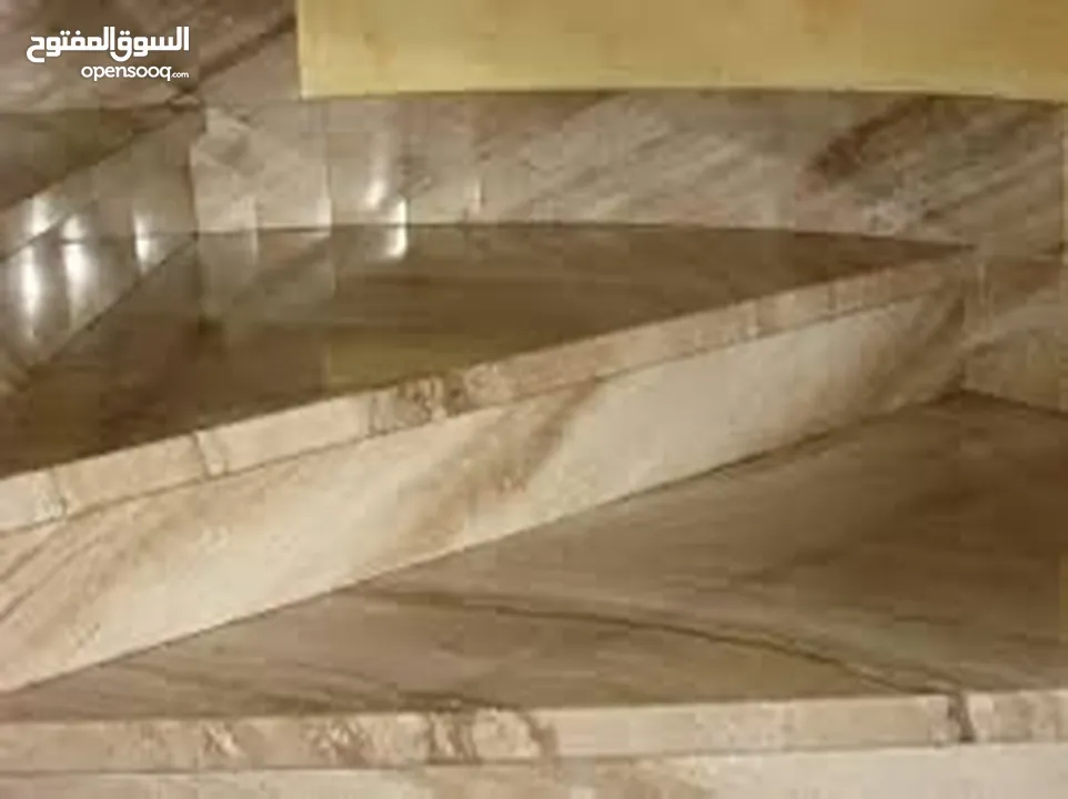 تنظيف وجلي وتلميع جميع أنواع البلاط والرخام