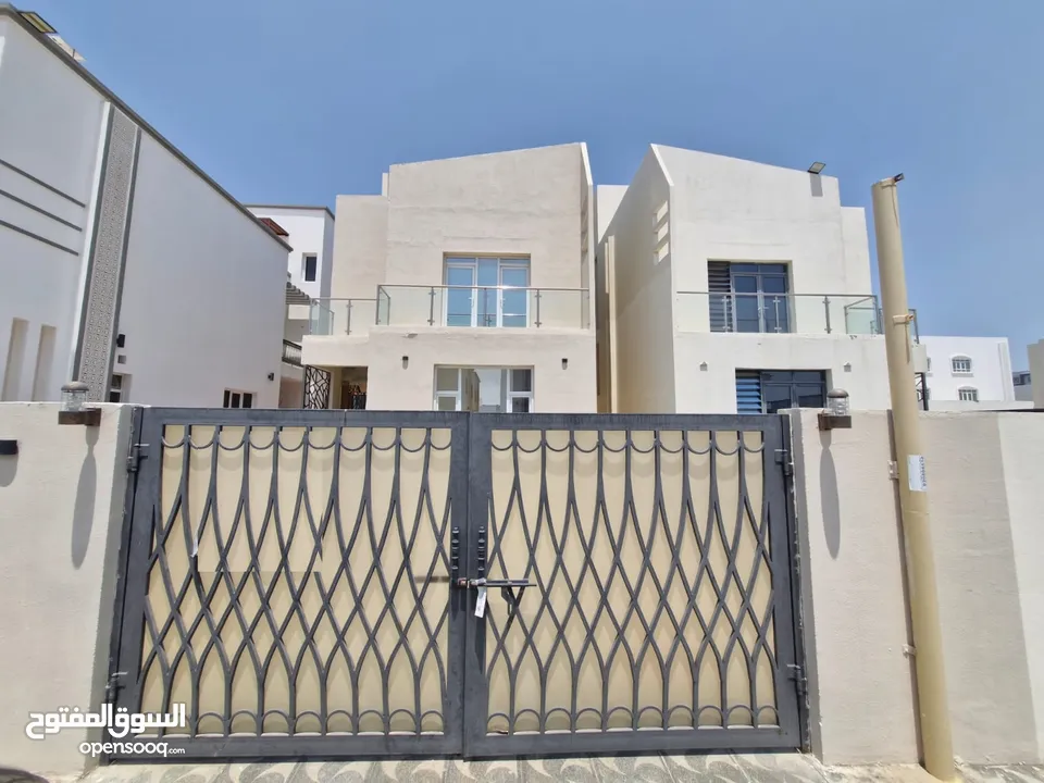 5 + 1 Incredible Villa for Sale – Al Khoud