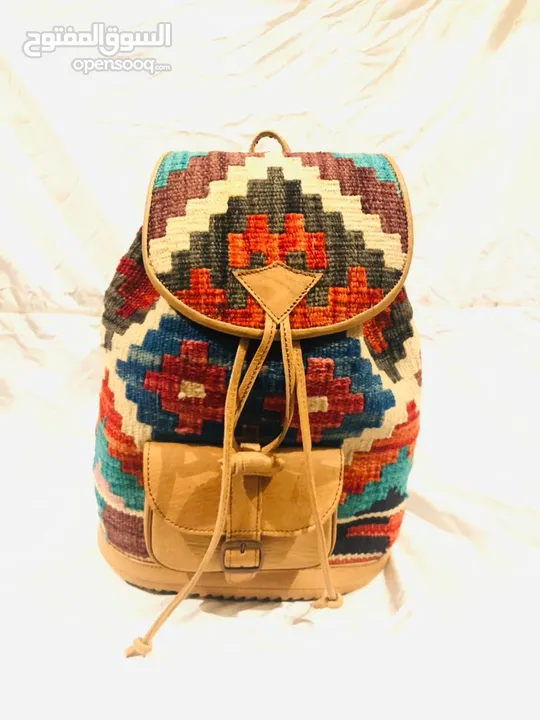 Handmade shoulder bags حقائب  مصنوعة يدويا