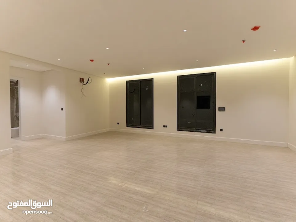 شقة فاخرة للايجار  الرياض حي القادسية  المساحه 170 م 