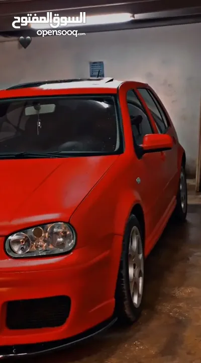 للبيع او البدل جولف mk4 2001