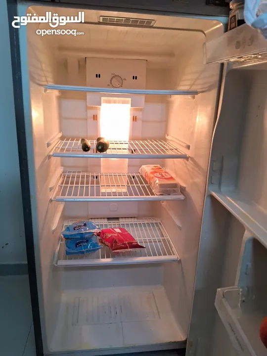 LG good working fridge for sale 100% working