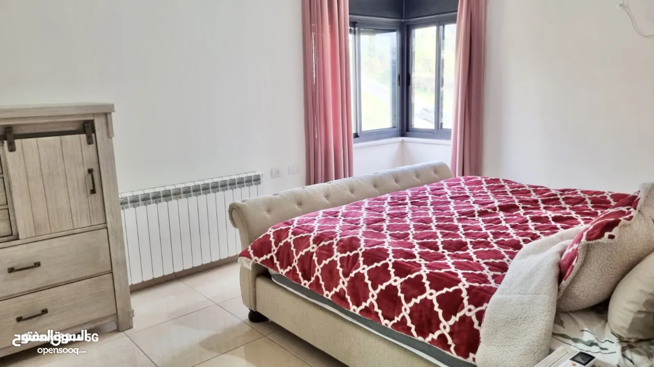 شقة مميزة مفروشة للإيجار