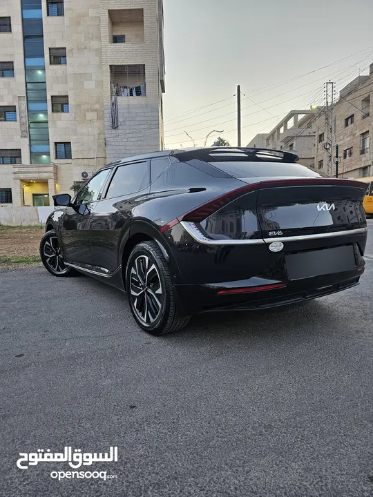 كيا ev6 كهرباء 2023   وارد اميركي ممشى قليل     جميع الاضافات اعلى صنف عدا الفتحة  موديل 2023