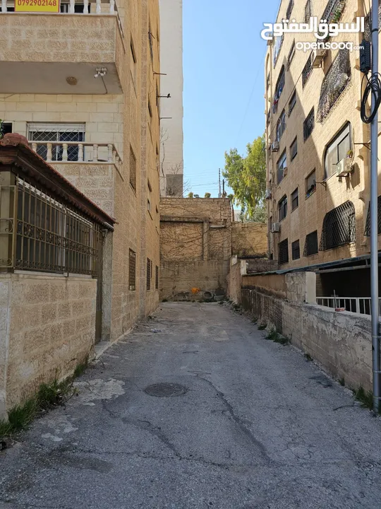 من اجمل شقق عرجان , قريبة من الخدمات و من مستشفى الرويال / جميع الخدمات / طابق اول