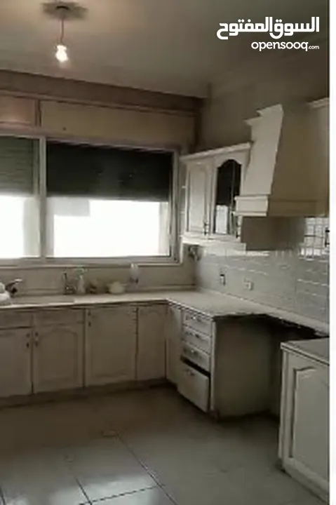 شقة طابقية للبيع في ام اذينة الشرقي - ref : 14475