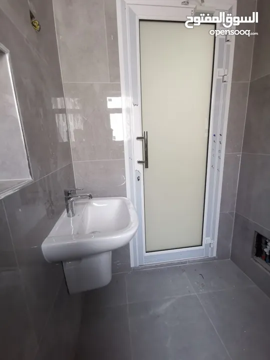 فيلا للبيع في الهملة مناسب لطلبات السكن الاجتماعي تصنيف الأرض هوRHA سكني