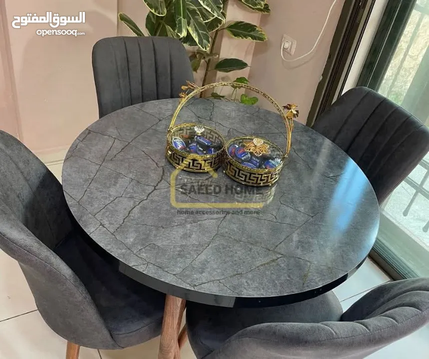 طاولة سفرة دائرية مع 4 كراسي سطح الطاولة خشب ملبس فورمايكا – مقاوم للخدوش وسهل التنظيف