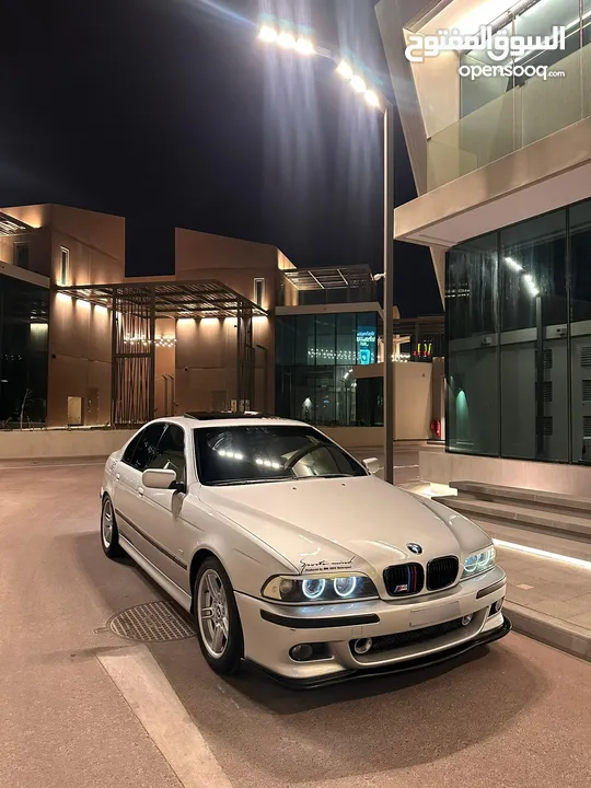 للبيع BMW 540i 2001