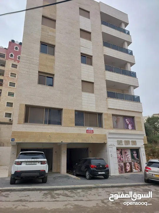 محل تجاري للبيع في منطقة  الطيره بالقرب من اورجادا نزلة مشتل ابو زكي طريق الريحان