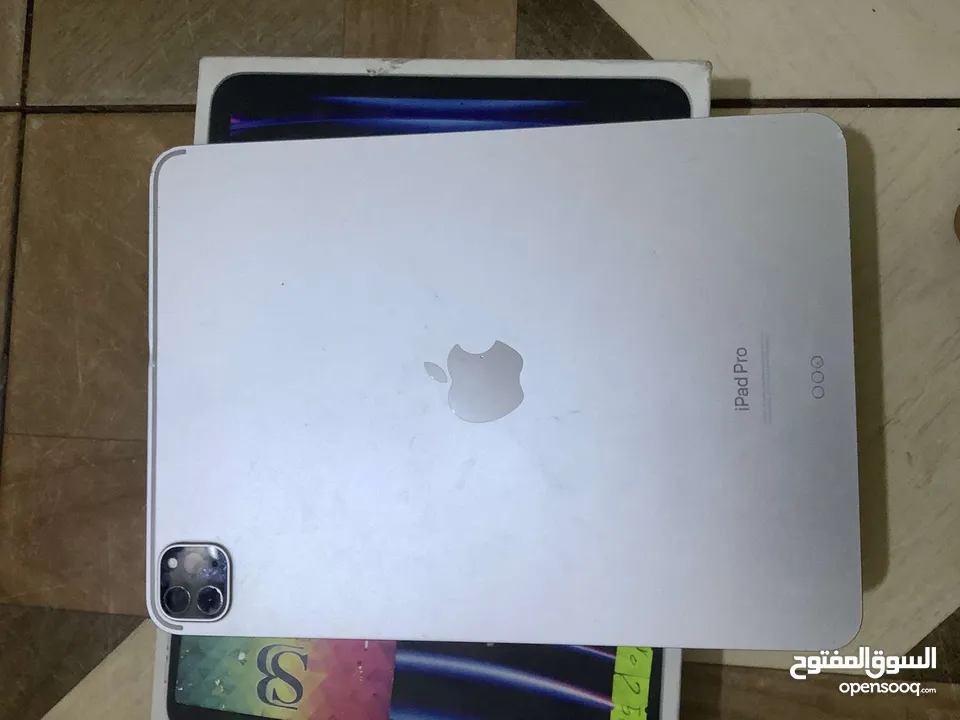 iPad 11 Pro 4th generation M2 ذاكره 256